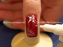 Nail art pen in the colour white