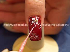 Nail art liner in the colour pink