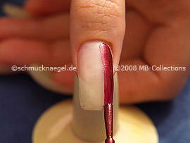 Nail lacquer in the colour copper