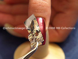 Tweezers and metallic foil