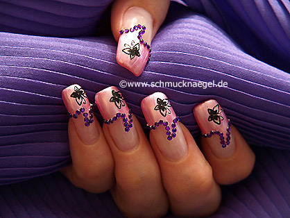 Fingernail motif with 3D nail art sticker