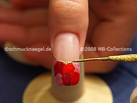 Nail art liner in the colour gold-Glitter