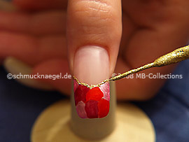 Nail art liner in the colour gold-Glitter