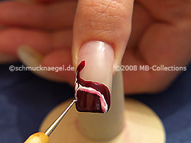 Nail art pen in the colour white