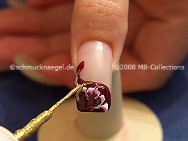 Nail liner in the colour gold-Glitter