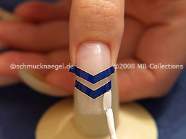 Nail art pen or nail lacquer in the colour white