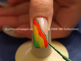 Nail art liner in the colour green-Glitter