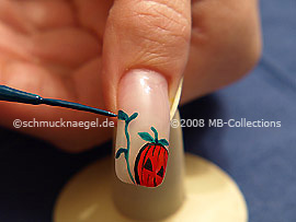 Nail art liner in the colour dark green