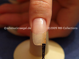 Nail lacquer in the colour copper-Glitter