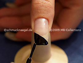 Nail lacquer in the colour black