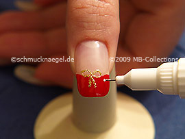 Nail art pen in the colour white