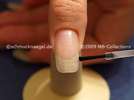 Clear nail lacquer