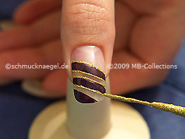 Nail art liner in the colour gold-Glitter