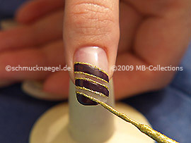 Nail art liner in the colour gold-Glitter