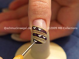 Nail art heart shape