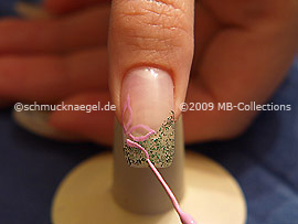 Nail art liner in the colour mauve