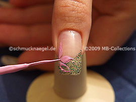 Nail art liner in the colour mauve