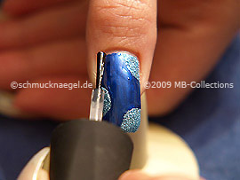 Clear nail lacquer