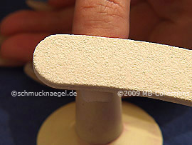 Abrade the fingernail