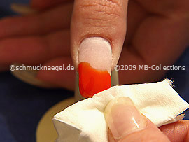 Pad and gel cleanser to remove sticky gel residues