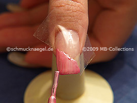 Nail lacquer in the colour pink