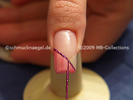 Nail art liner in the colour fuchsia-Glitter