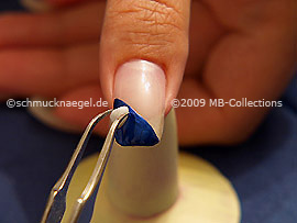 Mussel and the tweezers
