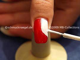 Nail lacquer in the colour white