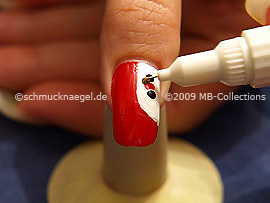 Nail art pen in the colour copper