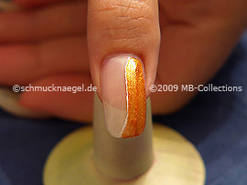 Nail lacquer in the colour bright brown