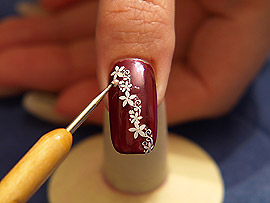 Half pearls and tweezers