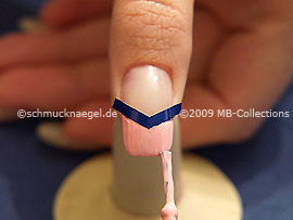 Nail lacquer in the colour pink