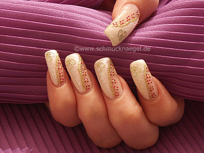 Pearl glitter design