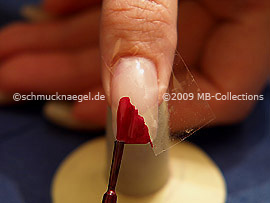 Nail lacquer in the colour aubergine