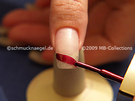 Nail lacquer in the colour copper
