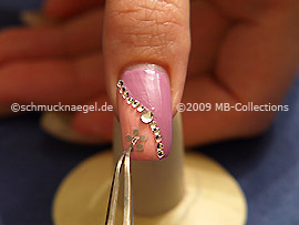 Nail sticker with strass stone