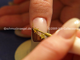 Nail art liner in the colour gold-Glitter