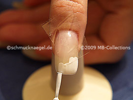 Nail lacquer in the colour white
