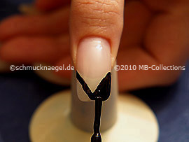 Nail lacquer in the colour black