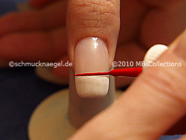 Nail art liner in the colour red