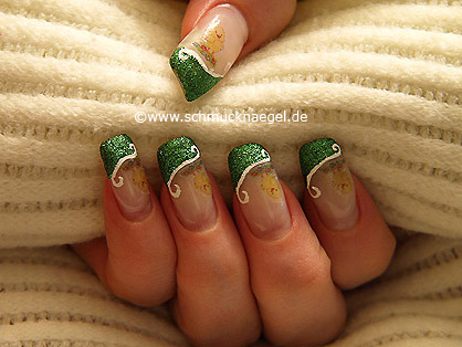 Easter motif with nail tattoo and nail art liner