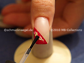 Clear nail lacquer