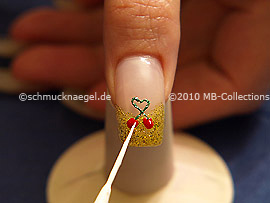 Nail art liner in the colour white