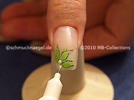Nail art pen in the colour white