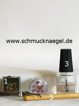 Products for the motif with triangular strass stones and dried flowers - Strass stones, Dried flowers, Spot-Swirl
