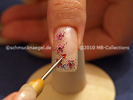 Triangular strass stones and the spot-swirl