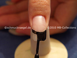 Nail lacquer in the colour black