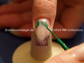 Nail art liner in the colour green