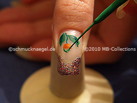 Nail art liner in the colour green