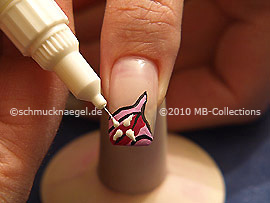 Nail art pen in white